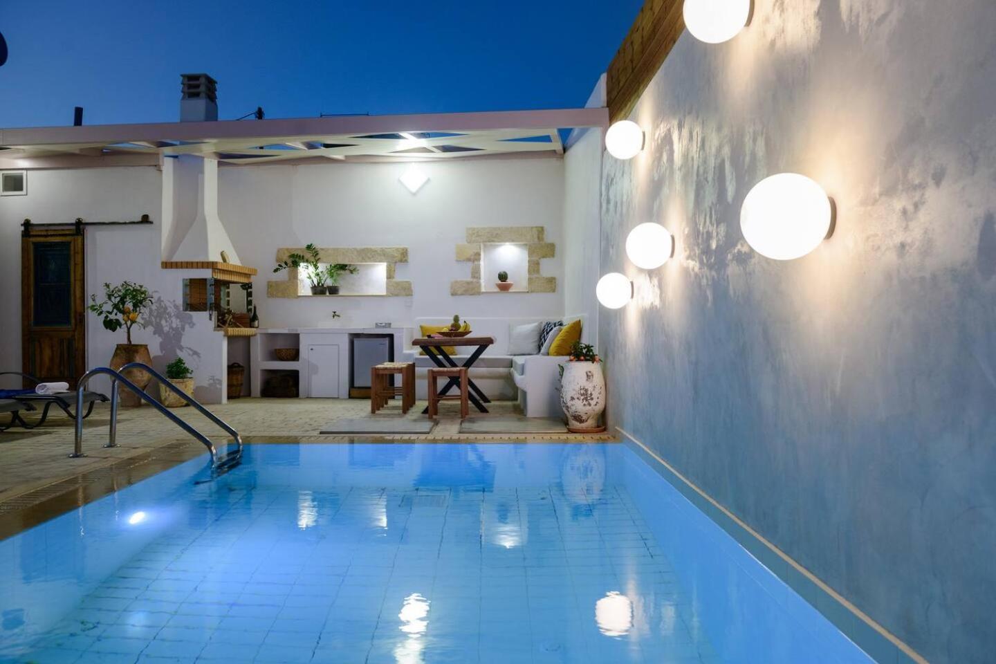 Chrisanthi Elegant Villa Pitsidia Exterior foto